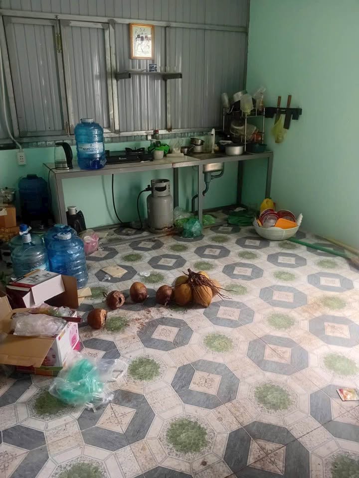 Bán nhà cấp 4 tại hẻm đường Nguyễn Văn Trưng, Tân An 105m² giá 1.1 tỷ - Vị trí thuận lợi, dân cư đông đúc!