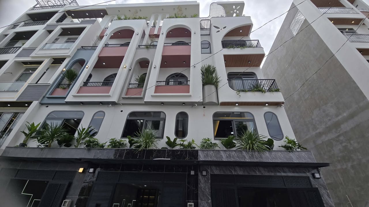 Nhà đẹp Thạnh Xuân 25 giá 7.25 tỷ - Phòng sauna riêng, thiết kế hiện đại!