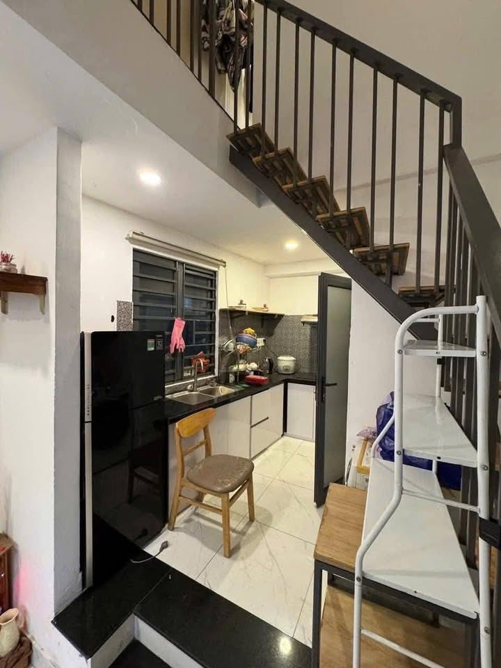 Nhà riêng quận Bình Thạnh 32m² giá 4 tỷ - Hẻm xe hơi, sổ đỏ riêng!