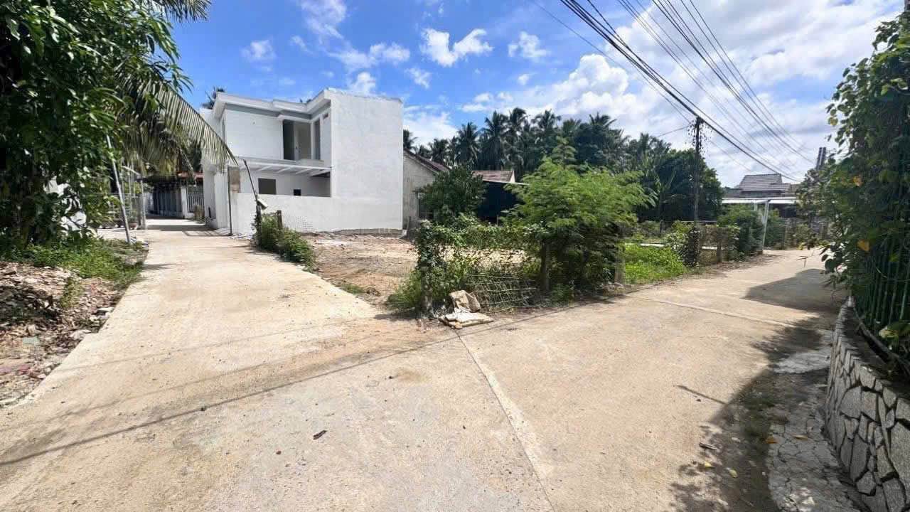 Đất nền Diên Lạc 62m² giá 720 triệu - Đường bê tông ô tô vào tận nơi!