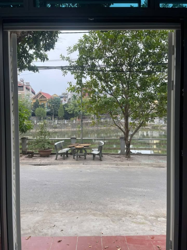 Nhà riêng tại Thanh Miếu, Việt Trì 63m² giá 4.5 tỷ - View hồ cực đẹp!