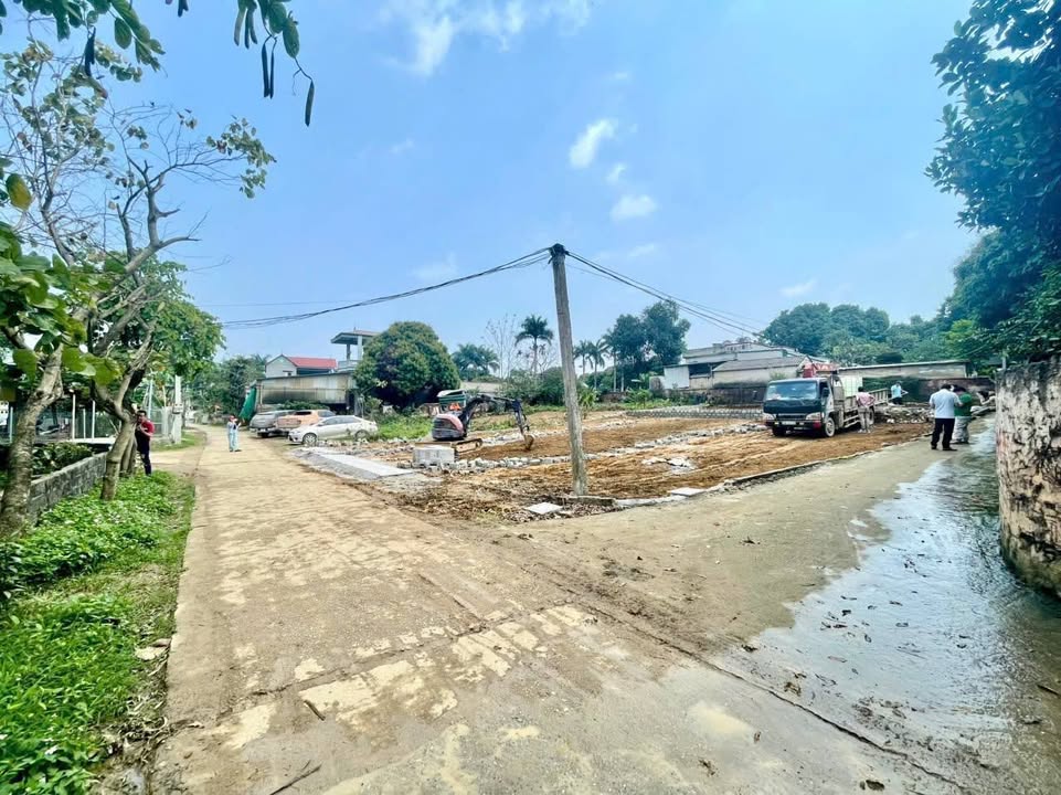 Đất nền Lương Sơn Hoà Bình 173m² và 101m² chỉ 1 tỷ - Cơ hội đầu tư sinh lời ngay!