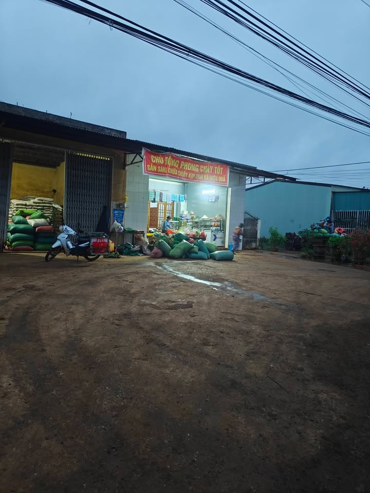 Đất nền đẹp tại Quốc lộ 29, Ea Drông, Buôn Hồ 900m² giá 2 tỷ - Sẵn sàng giao dịch!