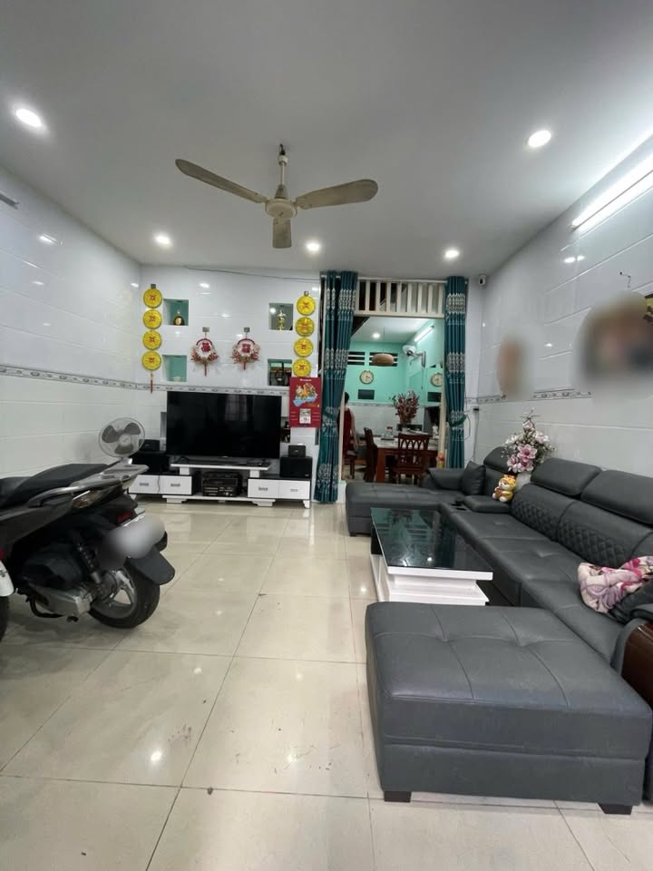 Nhà riêng Cách Mạng Tháng Tám, Tân Bình 57.5m² giá 7.9 tỷ - Vị trí vàng giáp Quận 10!