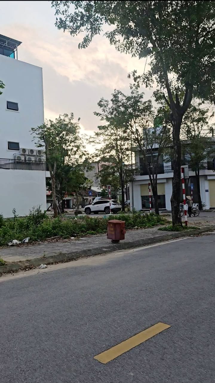 Đất nền góc Khu đô thị Toàn Gia 2 - Thị trấn Kẻ Sặt, 85m² chỉ 7 tỷ - Cơ hội đầu tư sinh lời!