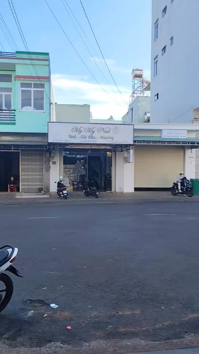 Nhà cho thuê nguyên căn mặt tiền Phù Đổng 2PN - Giá chỉ 4.5 triệu/tháng!