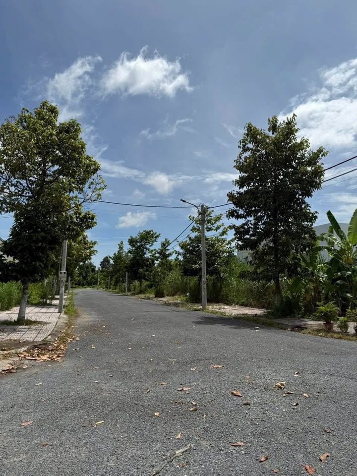 Đất nền khu TĐC phường 9 Vĩnh Long 76m² giá 1.29 tỷ - Đầu tư sinh lời hấp dẫn!