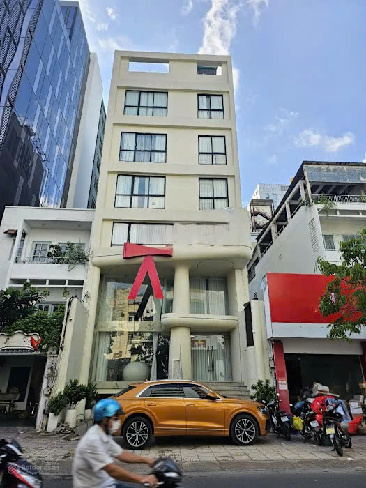 Nhà mặt tiền Nguyễn Thị Minh Khai, Quận 1 - Diện tích 190m², KD tự do