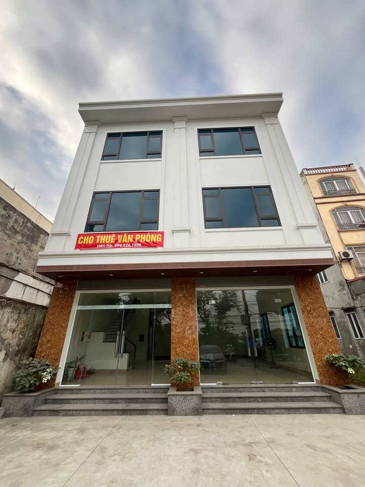 Văn phòng cho thuê tại Quốc lộ 3, Đông Anh, 335m² - Vị trí đắc địa, giá thương lượng!