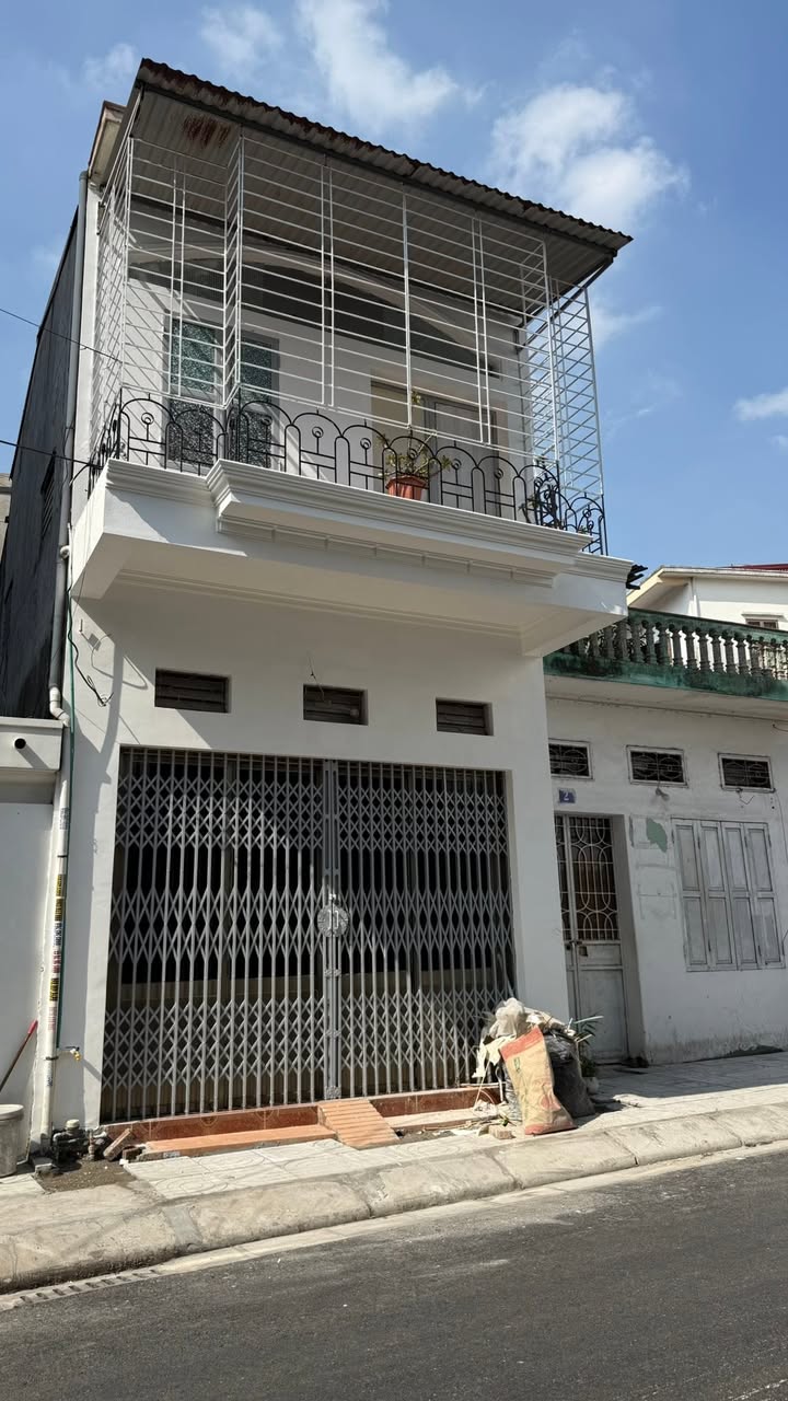 Nhà Kiến An 43m² giá 3.75 tỷ - Vị trí vàng kinh doanh thu lợi ngay!