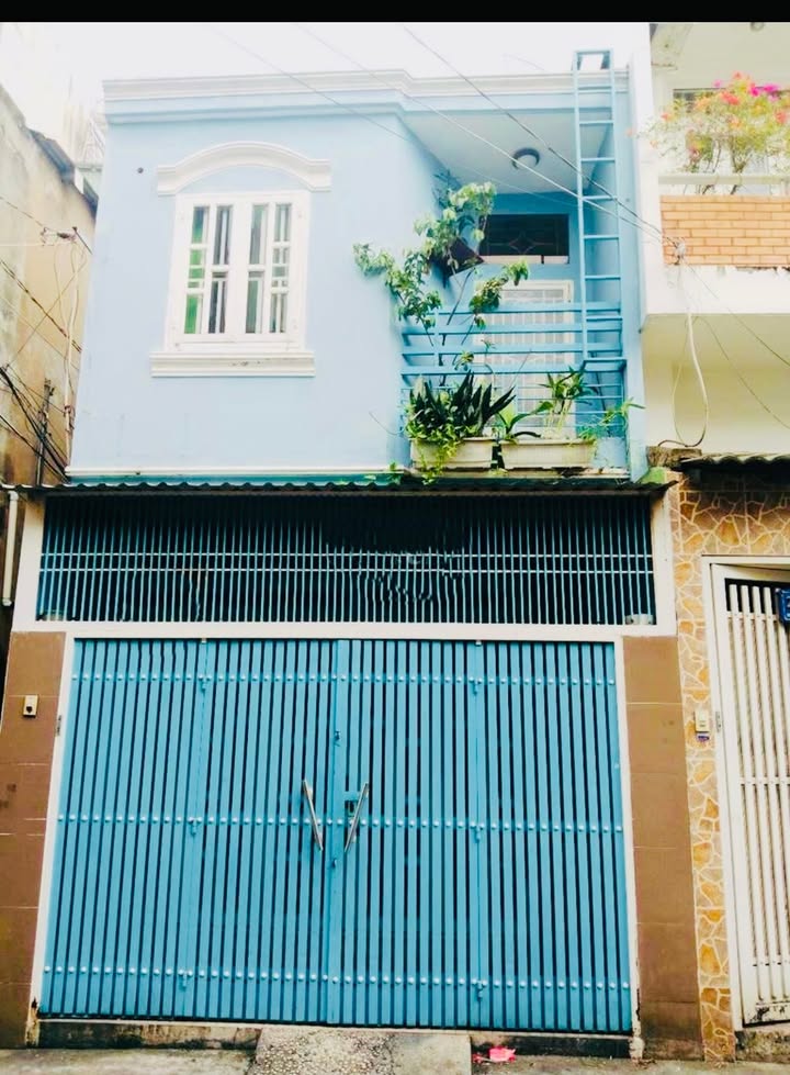 Nhà cho thuê hẻm xe hơi đường Ni Sư Huỳnh Liên, Tân Bình 52m² giá 10 triệu - Cơ hội tuyệt vời cho bạn!