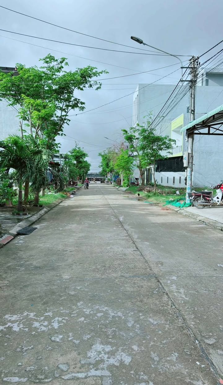 Bán lô đất đẹp Tuy Phước 94m² giá 1.2 tỷ - Đường ô tô thông tứ hướng!