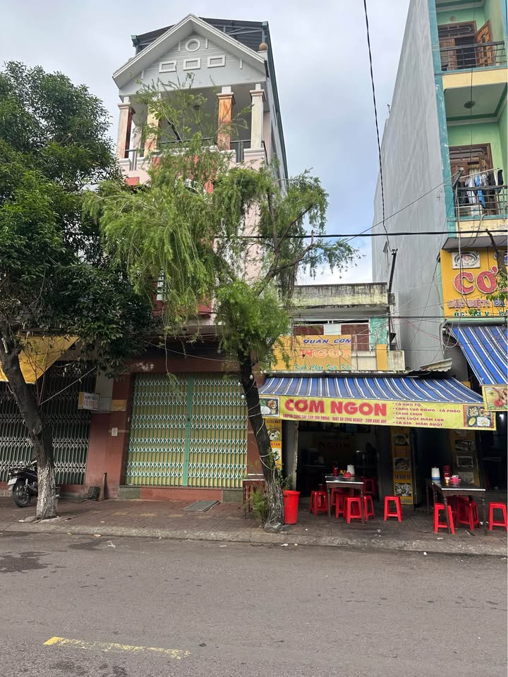 Nhà bán mặt đường Vũ Bảo, Quy Nhơn 57m² giá 8 tỷ - Vị trí kinh doanh lý tưởng!