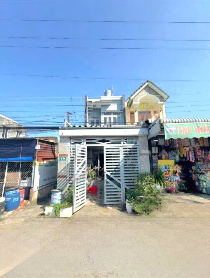 Nhà mặt tiền Nguyễn Công Trứ, Dĩ An 92m² giá 5.75 tỷ - Đầu tư sinh lời cao!