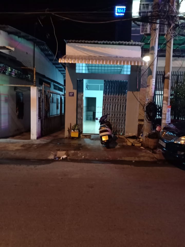 Nhà cấp 4 và 10 phòng trọ tại 127C Mậu Thân, quận Ninh Kiều - Diện tích 200m², giá thương lượng