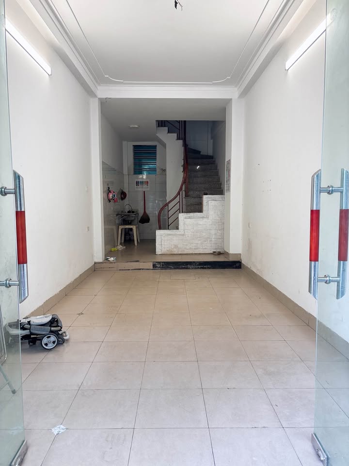 Cho thuê cửa hàng tại Ngõ 85 Hạ Đình, 32m² - Vị trí đắc địa cho kinh doanh