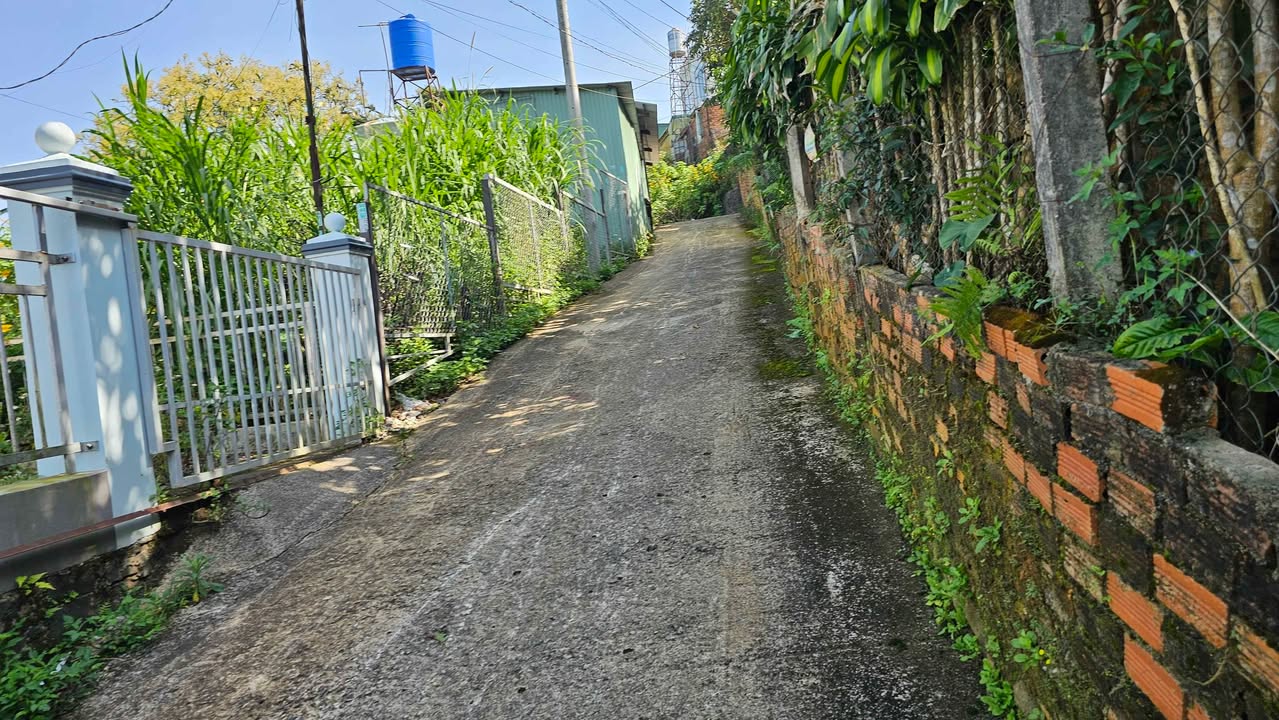 Đất nền Hẻm 345 Trần Phú, Bảo Lộc 350m² giá 2.5 tỷ - Đầu tư sinh lời ngay!