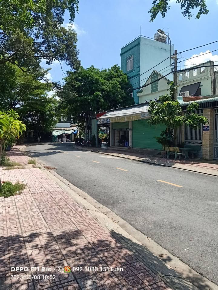 Nhà 4 tầng Tân Hiệp Hóc Môn 136m² giá 5.7 tỷ - Kinh doanh cafe ổn định!