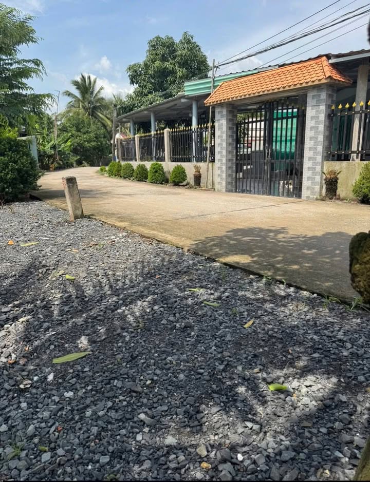 Đất vườn 5617m² Ấp 5, Thạnh Hoà, Bến Lức - Mặt tiền ô tô, giá 3.43 tỷ!