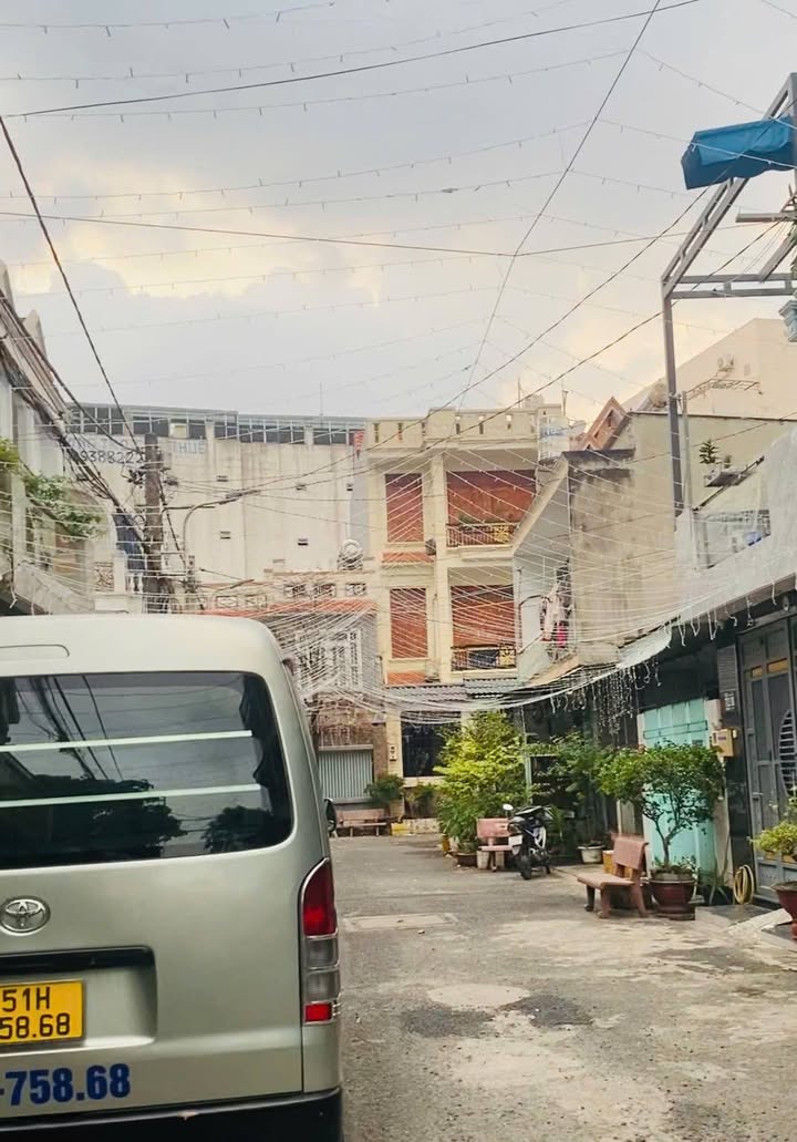 Nhà đẹp 96m² tại Tô Ký, Trung Mỹ Tây, quận 12 - Giá chỉ 7 tỷ thương lượng!