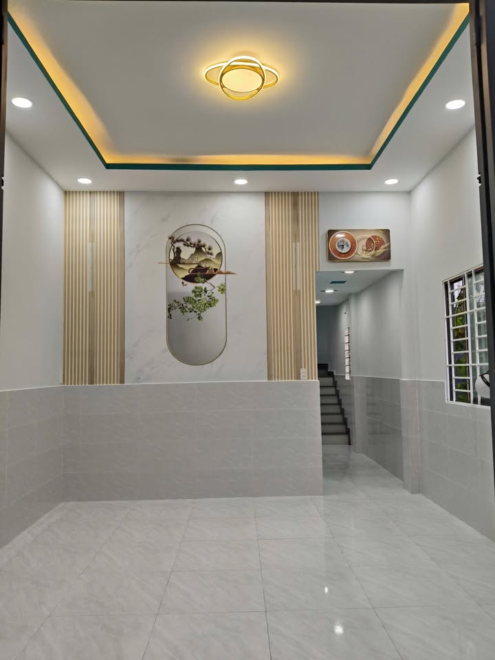 Nhà phố Ấp Trung Đông, Hóc Môn 48m² giá 1.65 tỷ - Sổ đỏ chính chủ, thương lượng ngay!