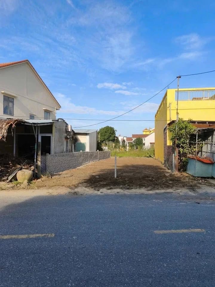 Đất mặt tiền Trần Nhân Tông, Hội An 104m² giá 3.5 tỷ - Cơ hội đầu tư tuyệt vời!