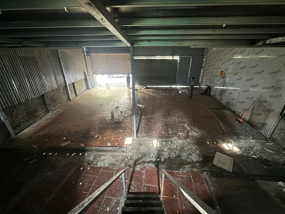 Cho thuê mặt bằng đường Đỗ Nhuận, quận Bắc Từ Liêm 150m² - Phù hợp làm nhà hàng