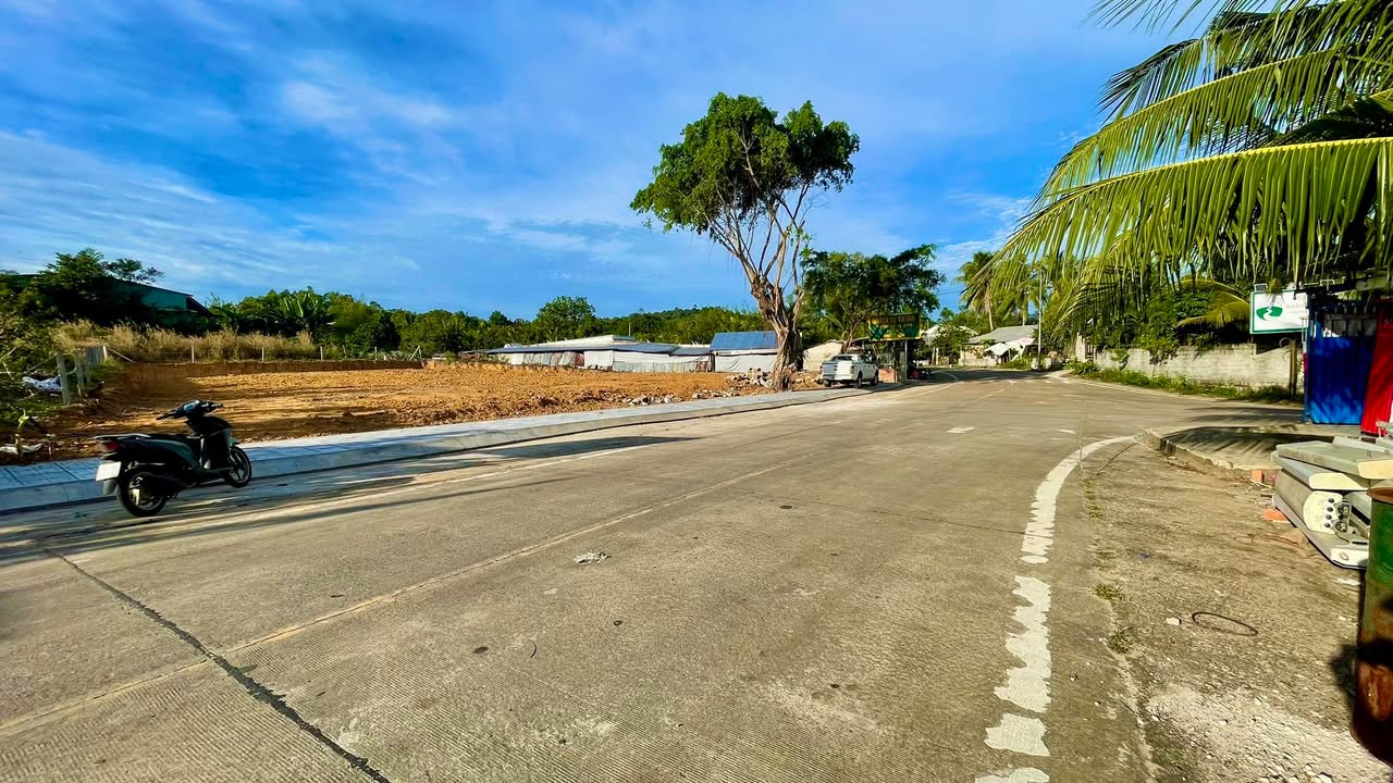 Đất nền Phú Quốc 526m² giá 3 tỷ - Mặt tiền lộ Bến Tràm rộng 28m!