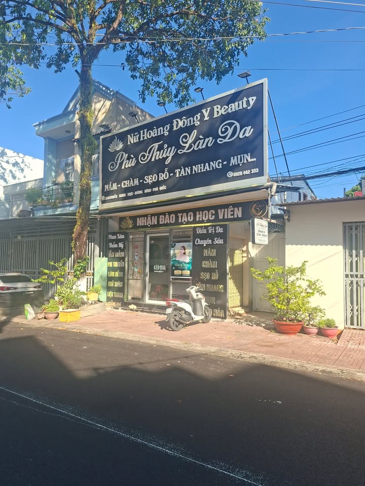 Nhà mặt tiền Mạc Thiên Tích, Phú Quốc 150m² giá 12 tỷ - Đầu tư sinh lời ngay!