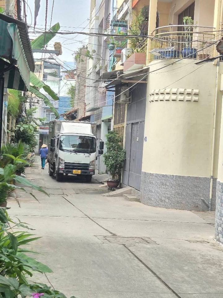 Nhà 4 tầng Bình Thới, Quận 11, 67m² giá 10.5 tỷ - Khu phân lô an ninh!