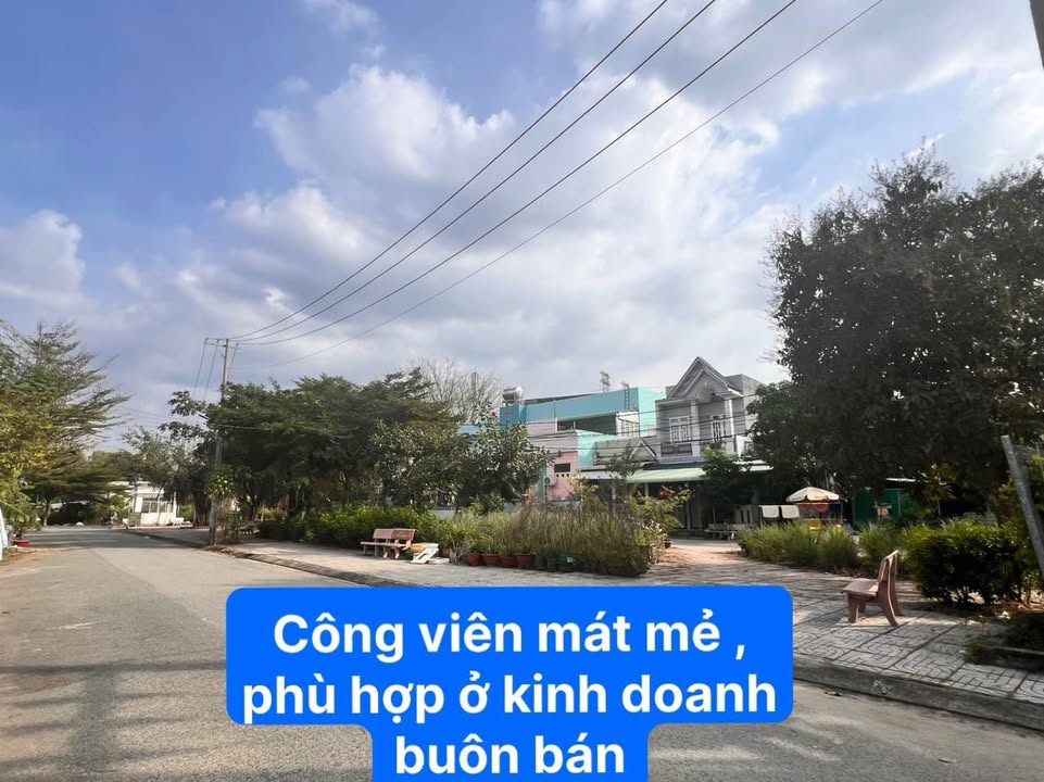 Đất 2 mặt tiền KDC Trần Anh, xã Mỹ Hạnh, 100m² giá 1.7 tỷ - Cơ hội kinh doanh tuyệt vời!
