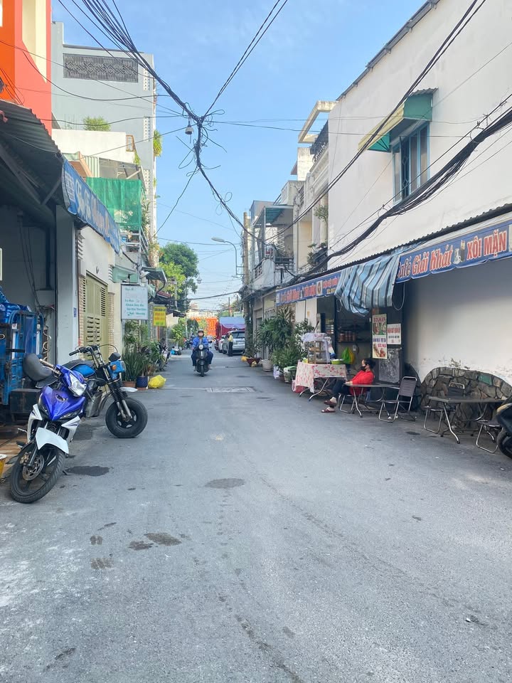 Nhà phố Gò Vấp 64m² giá 5.25 tỷ - Chắc chắn và tiện nghi!