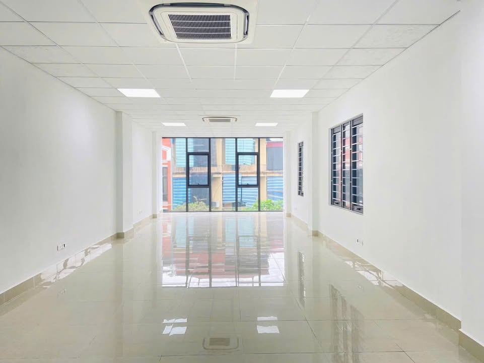 Văn phòng cho thuê tại Quan Nhân, Thanh Xuân 50m² giá 9 triệu - Môi trường làm việc lý tưởng!
