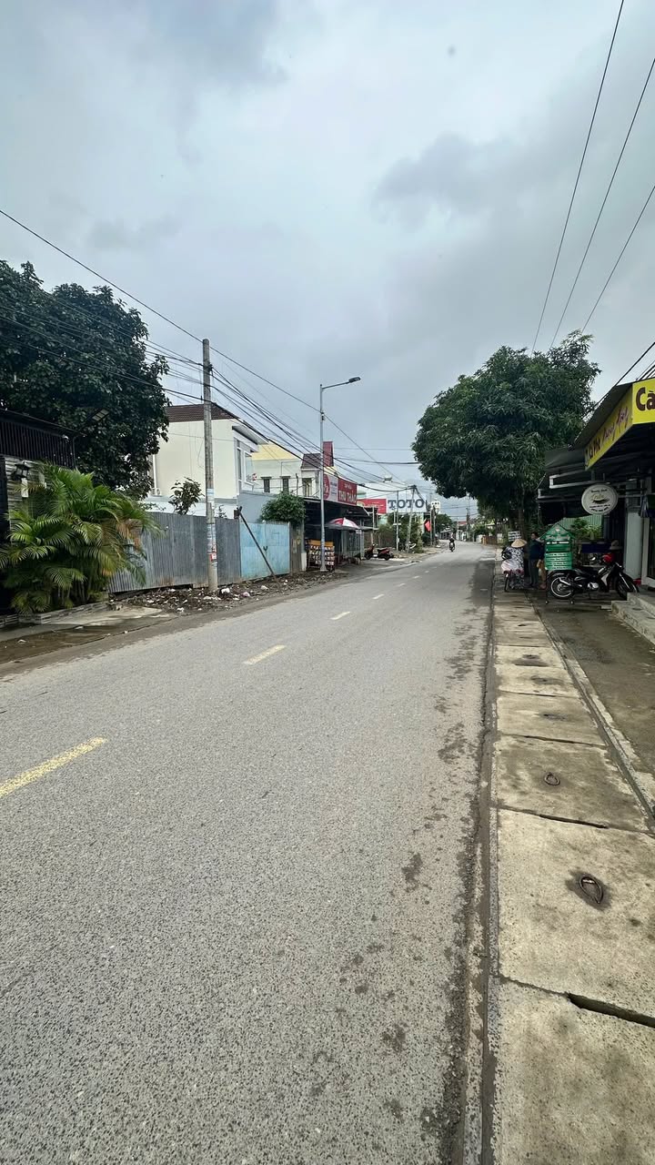 Nhà 2 tầng mặt tiền đường Bà Đề, Diên An 176m² giá 6.5 tỷ - Vừa ở vừa kinh doanh!