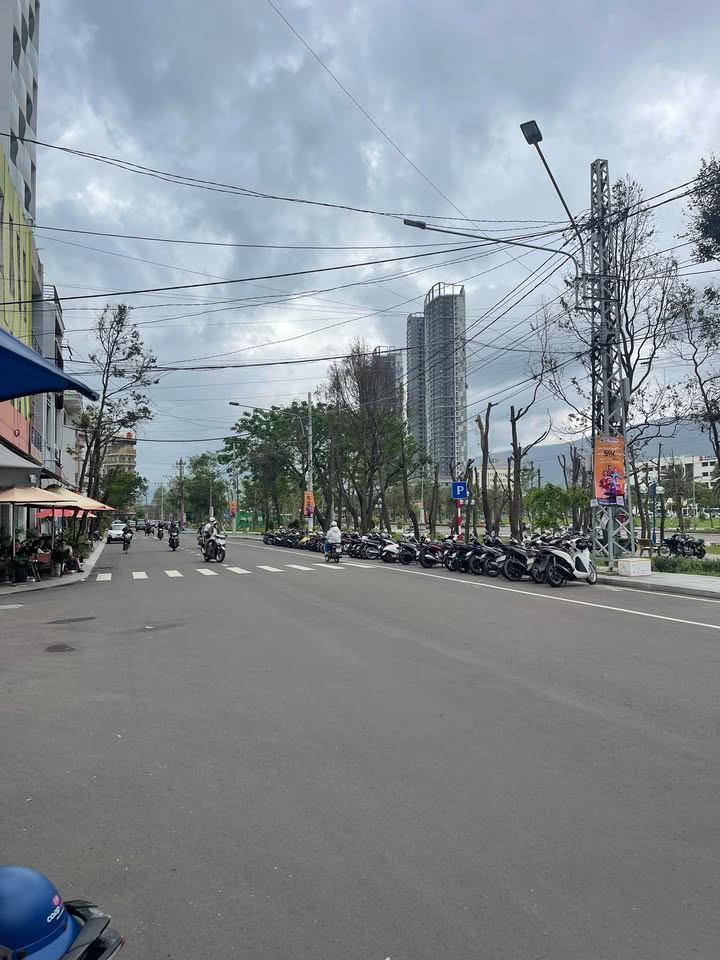 Nhà mặt tiền Phạm Hùng Quy Nhơn 85m² giá 14.999 tỷ - Cơ hội đầu tư tuyệt vời!