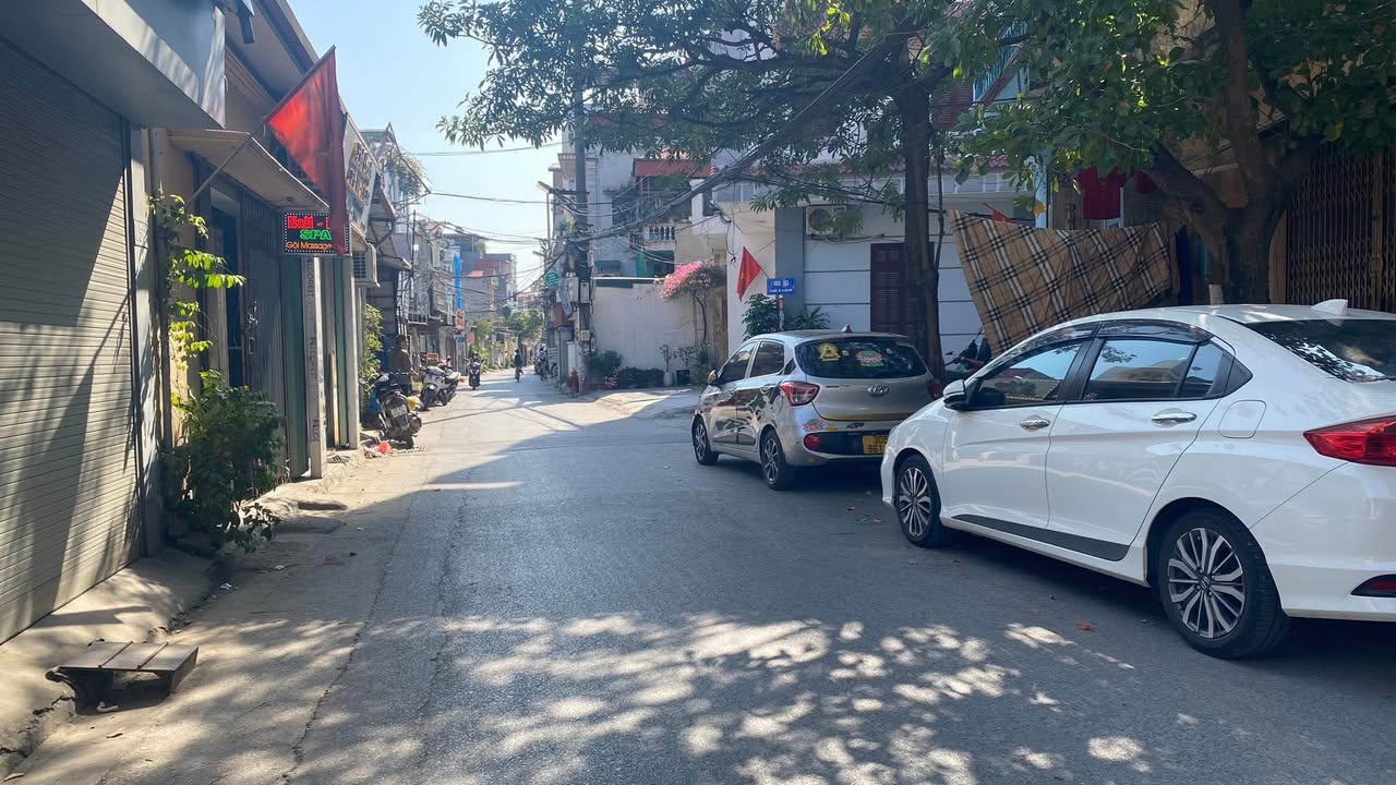 Nhà phố Lệ Mật 55m² giá 18 tỷ - Lô góc 2 mặt tiền, thương lượng