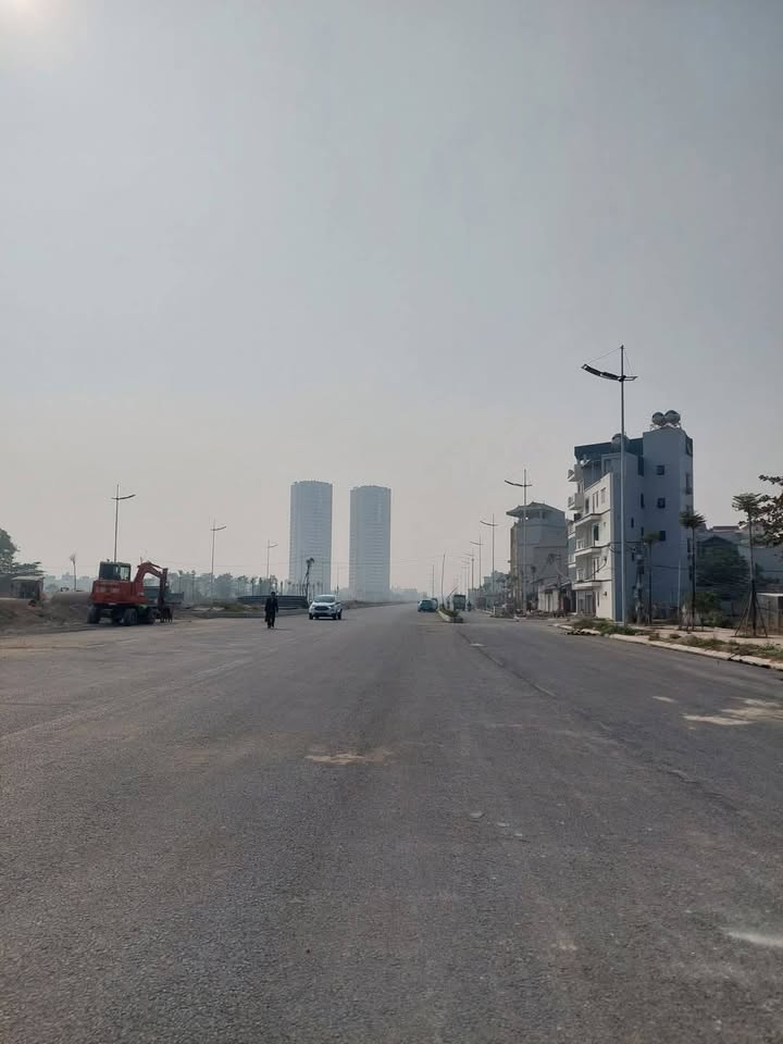 Nhà phố Vành Đai 3.5 Di Trạch, Hoài Đức, 30m² giá 4.1 tỷ - Sẵn sàng đón Tết!