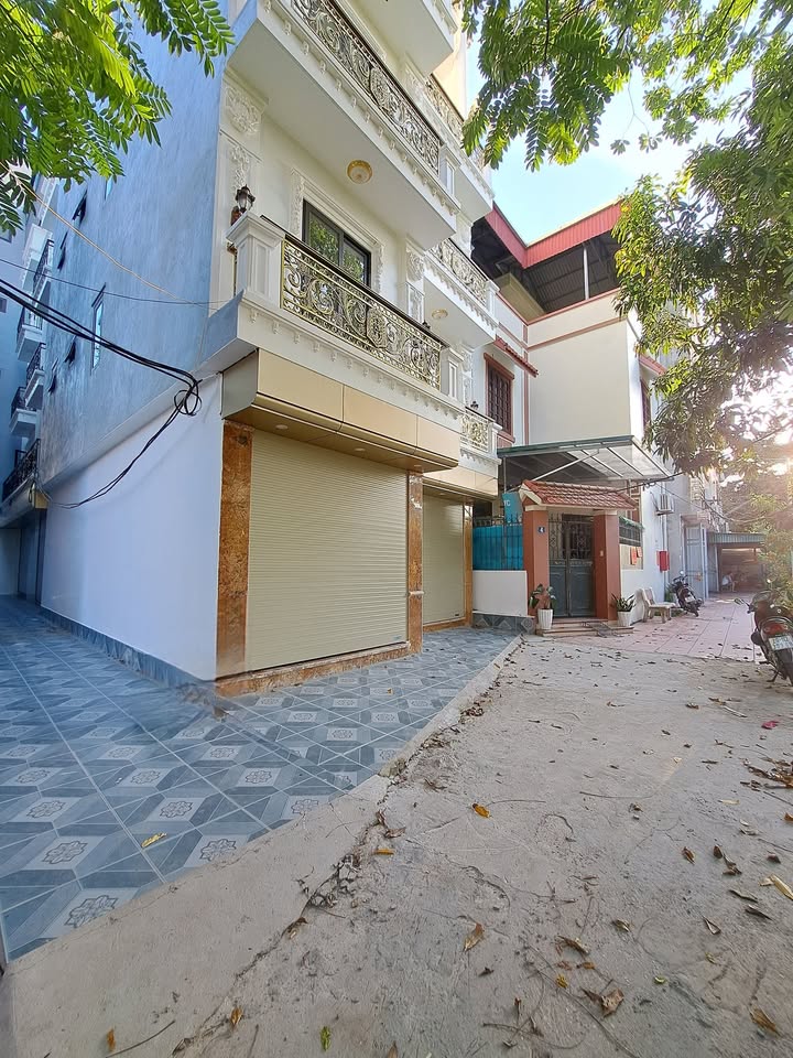 Nhà đẹp Vĩnh Hưng 30m² giá 6 tỷ - Full nội thất, hoàn thiện ngay!