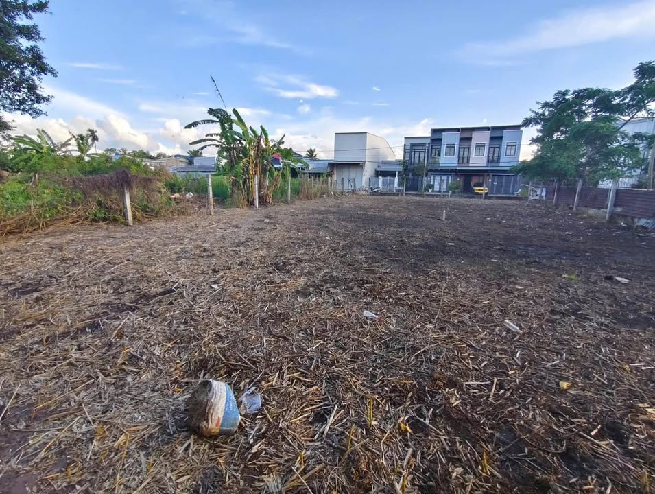 Đất nền tại hẻm 567 Trần Hưng Đạo, Cần Thơ 350m² giá 4.2 tỷ - Đầu tư sinh lời ngay!