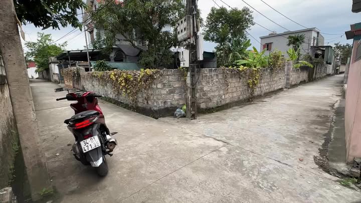 Lô đất góc Hiệp An - Kinh Môn 100m² giá thỏa thuận - Đường thông ô tô vào tận nơi!