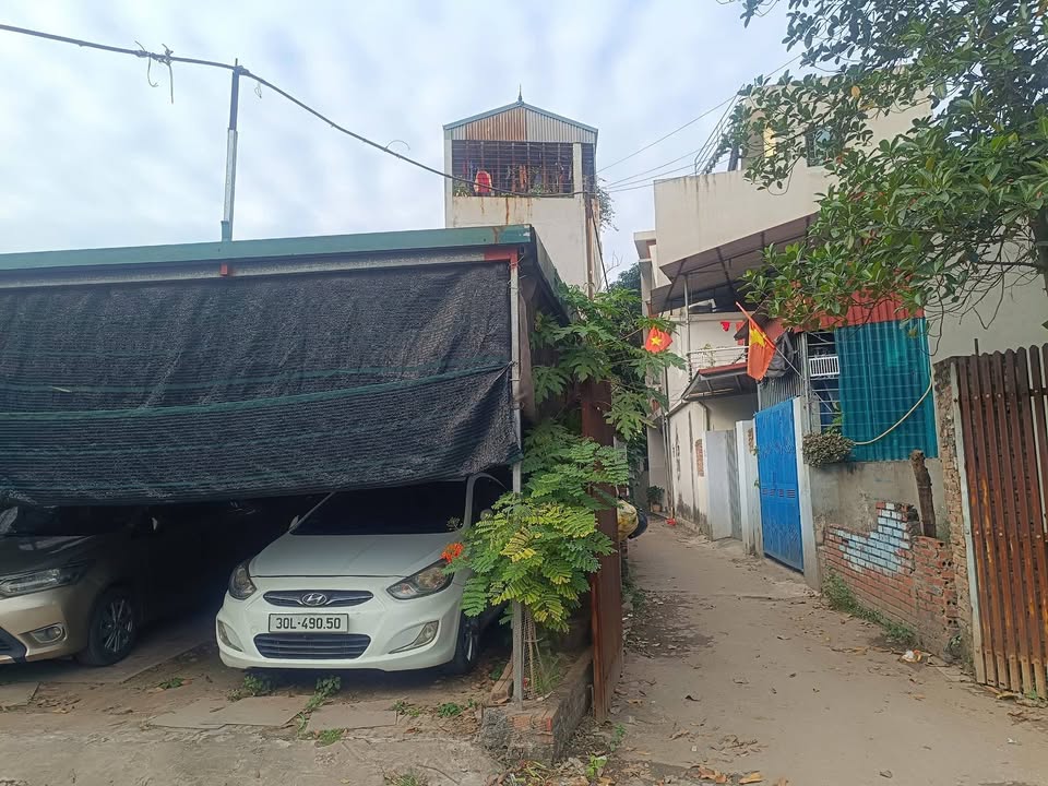 Đất góc Yên Viên Gia Lâm 38m² giá chỉ 4 tỷ - Cơ hội đầu tư không thể bỏ lỡ!