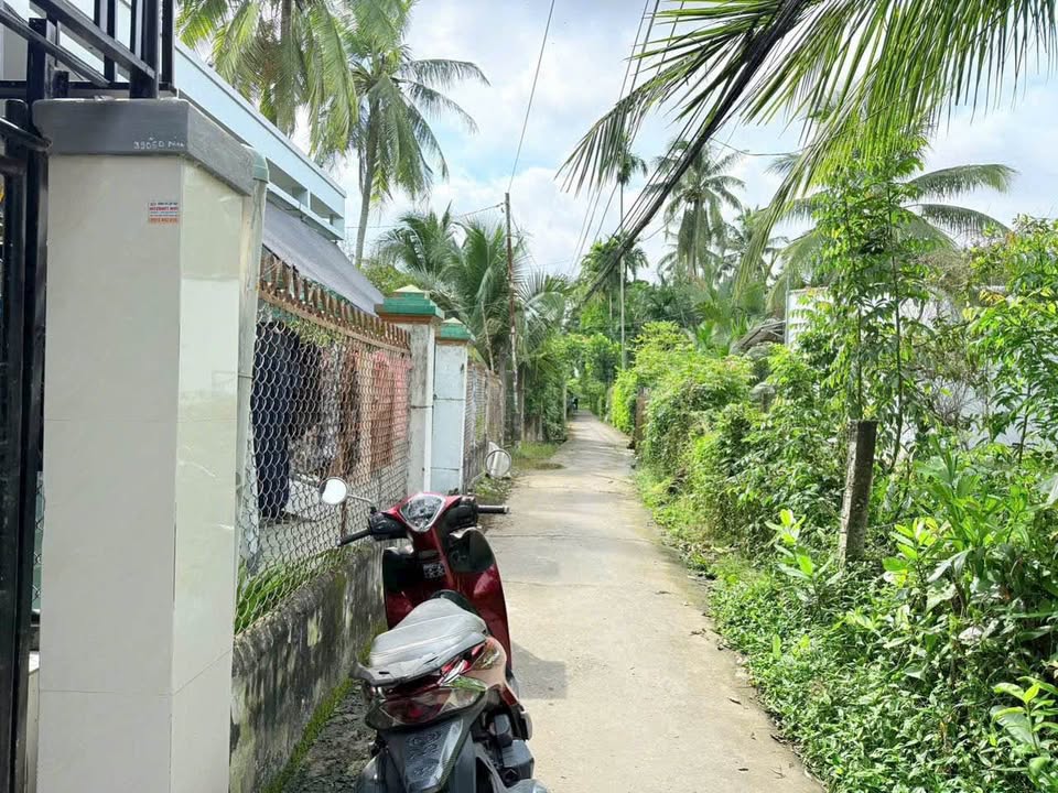 Nhà 1 Trệt 1 Lầu Phường 7 Bến Tre 73m² giá 1.09 tỷ - Đường xe ô tô vào tận nơi!