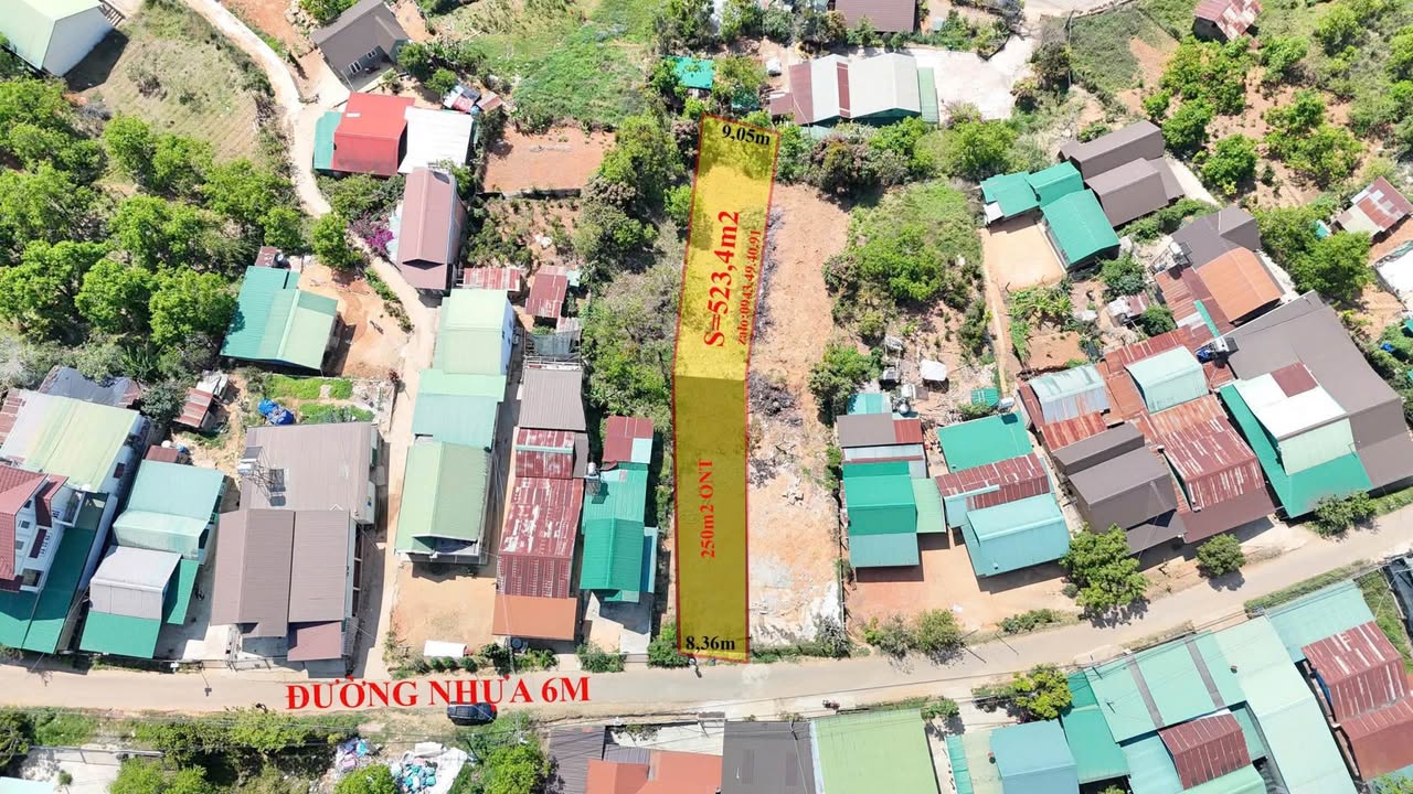 Đất nền Đạ Sar Lạc Dương 523,4m² giá 2,65 tỷ - View siêu đẹp gần chợ Dlat!