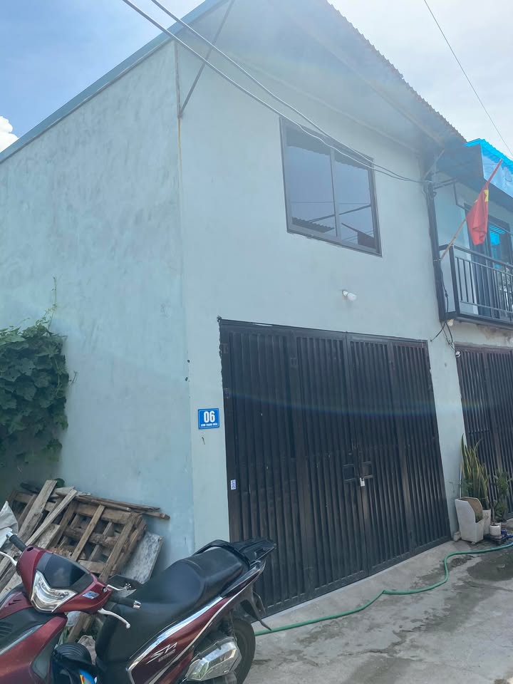 Nhà riêng 2 tầng tại Ngõ 15 Tả Thanh Oai 45m² giá 1.8 tỷ - Ô tô vào tận nhà!