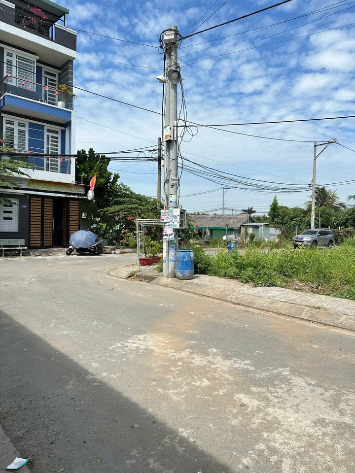 Đất nền 97.4m² hẻm 87, đường 8, phường Trường Thạnh, quận 9 - Giá chỉ 5.5 tỷ có thương lượng!