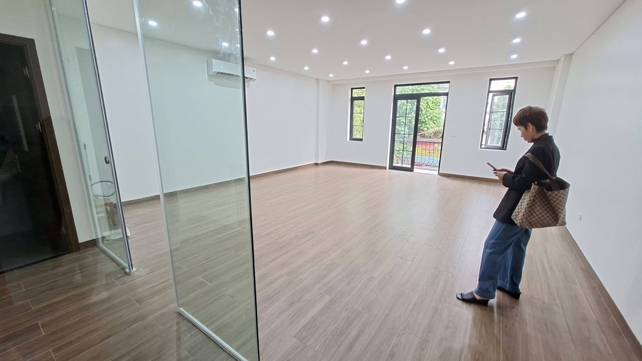 Mặt bằng kinh doanh kết hợp văn phòng tại Ngô Thì Nhậm, Hà Đông - Giá chỉ từ 8 triệu!