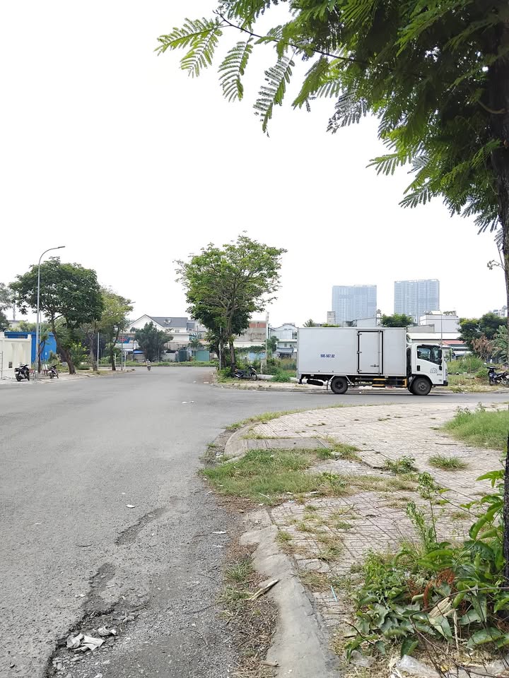 Đất nền Linh Xuân Thủ Đức 104m² giá 4.9 tỷ - Vị trí đẹp, pháp lý rõ ràng!