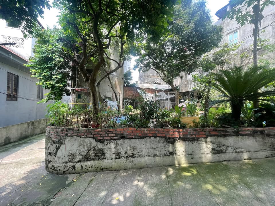 Nhà phố Gia Cẩm, Việt Trì 82.5m² giá 2 tỷ - Sổ đỏ chính chủ, hỗ trợ pháp lý!