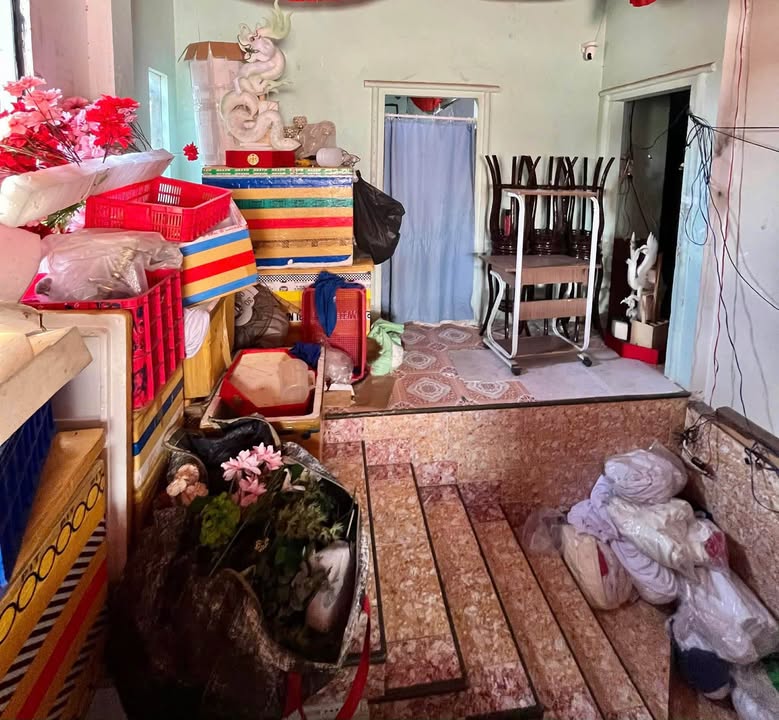 Nhà gác đúc lửng Hố Nai 156m² giá 3.99 tỷ - Sổ hồng riêng, gần chợ và trường học!