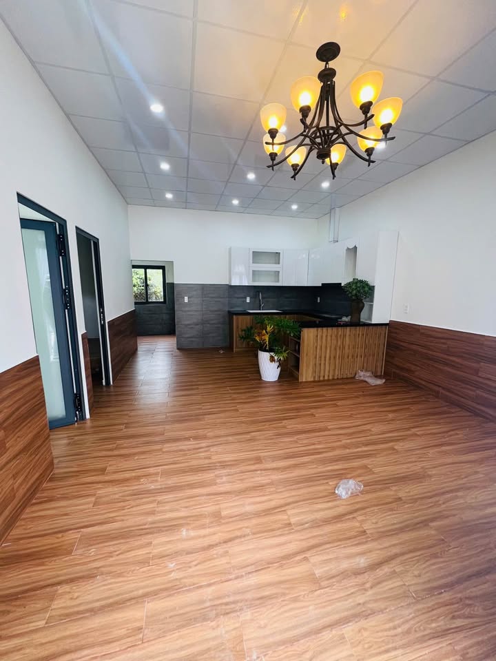 Nhà phố đường Ngô Thì Nhậm, Đà Lạt 105m² giá 2 tỷ - Đầu tư sinh lời ngay!